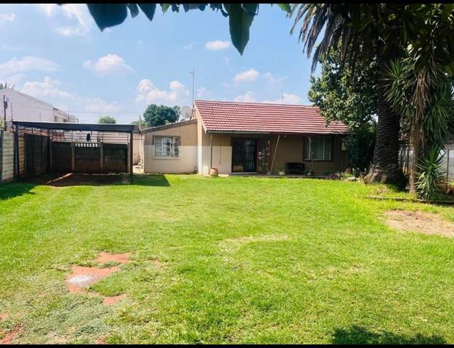 3 BEDROOM HOUSE FOR SALE IN KENSINGTON